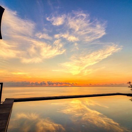 Manta Cottage Seaview Plus Batununggul Exterior foto